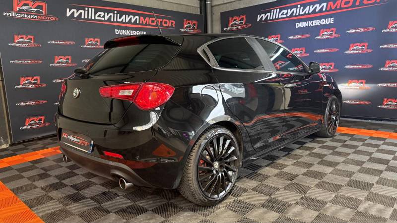 À vendre à Dunkerque Alfa Romeo Giulietta Quadrifoglio Verde 1.75 TBi 240 CV BVA