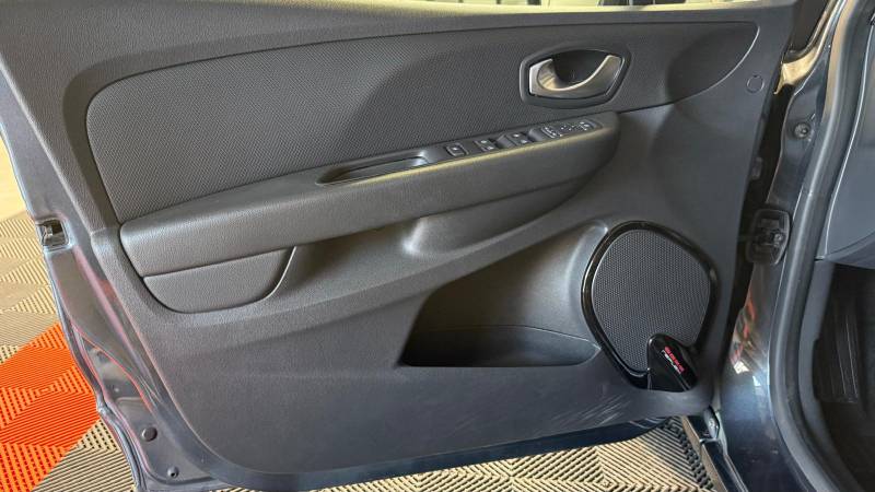 Mise en vente d'une RENAULT CLIO 4 INTENS 1.5 DCI 90 CV à Dunkerque