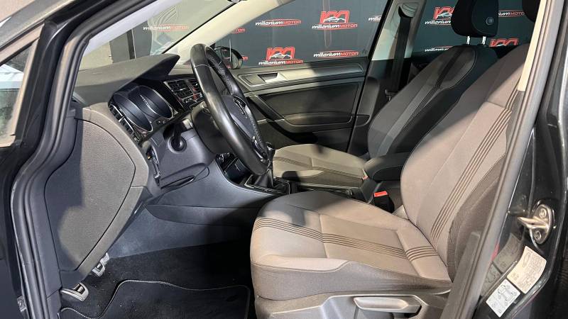 Mise en vente d'une Volkswagen GOLF 7 à Dunkerque