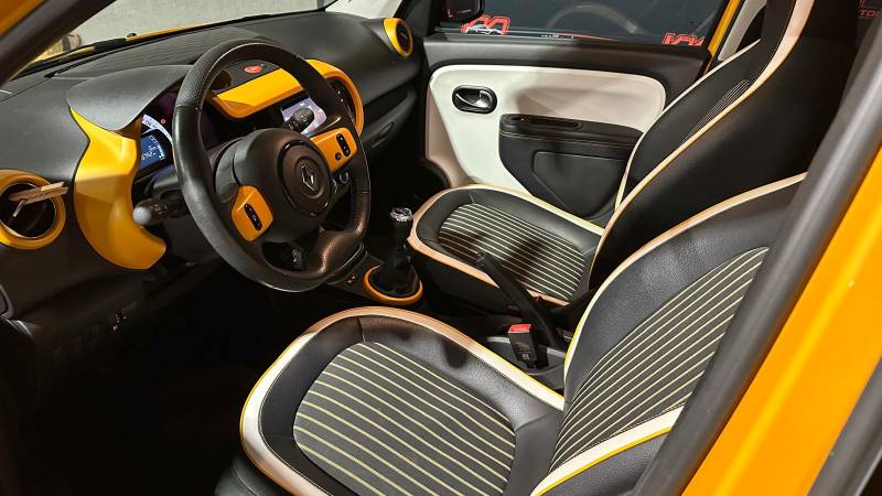 Vente RENAULT TWINGO 3 INTENS d'occasion dans garage à Dunkerque et dans le Nord