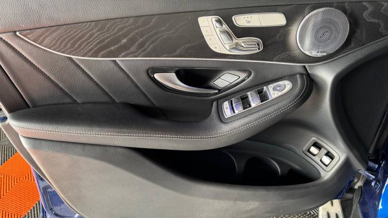 À vendre à Dunkerque Mercedes GLC Coupé 300d 4MATIC AMG Line 245 cv