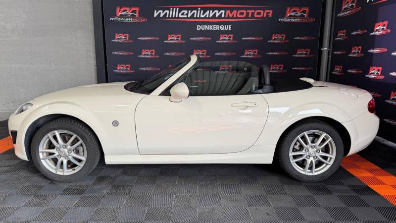 À vendre à Dunkerque Mazda MX-5 Roadster Élégance 1.8 MZR 126 CV
