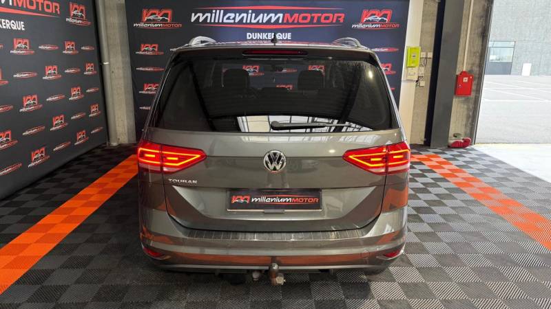 À vendre à Dunkerque Volkswagen Touran Carat 7 Places 1.6 TDI 115 CV DSG7