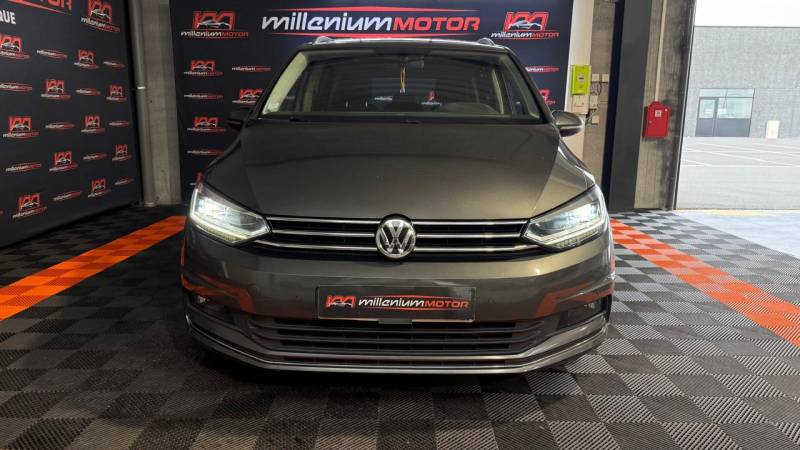 À vendre à Dunkerque Volkswagen Touran Carat 7 Places 1.6 TDI 115 CV DSG7