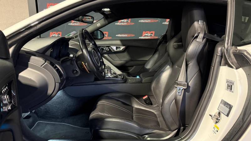 Vente JAGUAR F-TYPE COUPE 3.0 V6 340 CV BVA QUICKSHIFT d'occasion dans garage à Dunkerque et dans le Nord